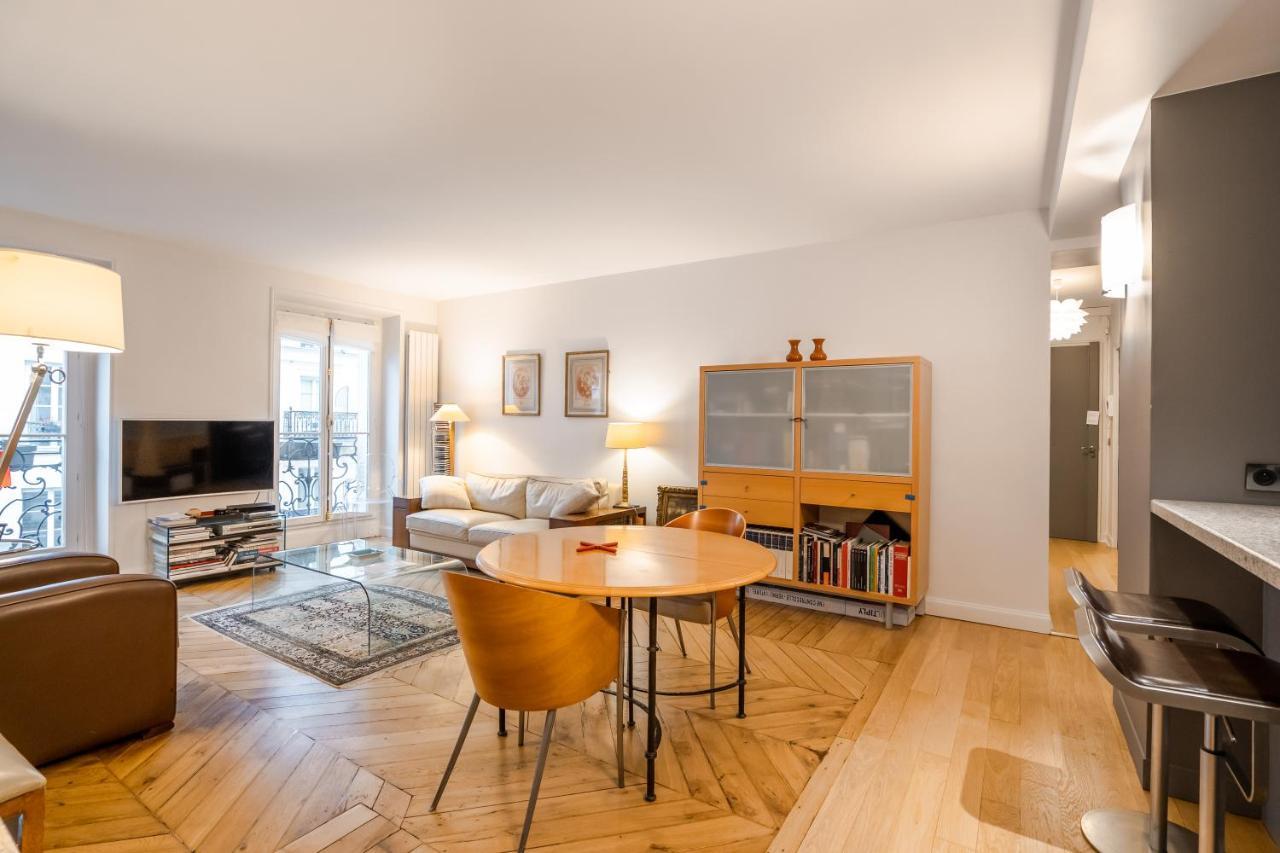 Veeve - Pompidou Hideaway Lägenhet Paris Exteriör bild